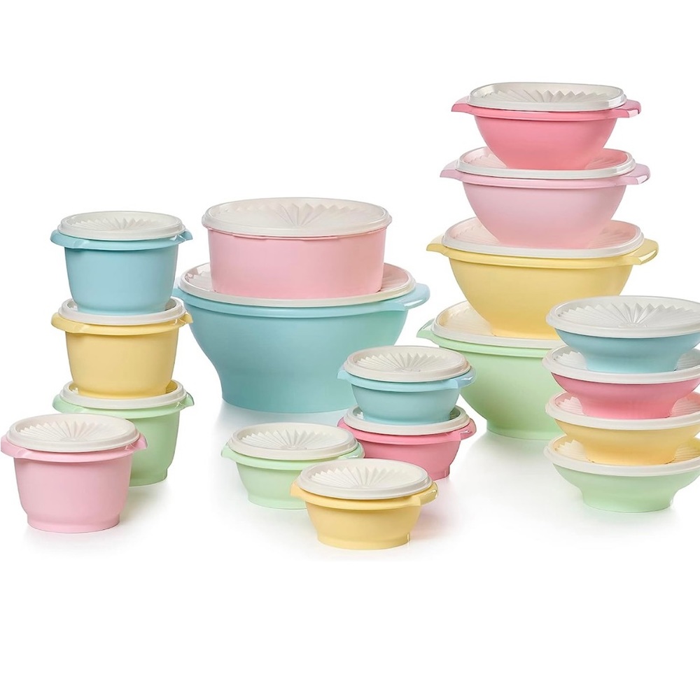 New pastel Tupperware 36 pieces